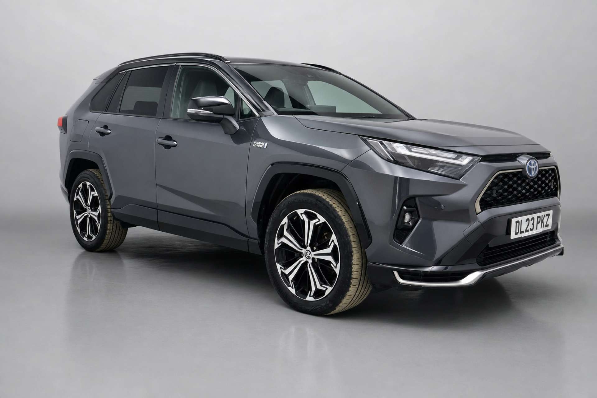 2023 Toyota RAV4 2.5 VVT 18.1kWh Dynamic SUV 5dr Petrol Plug-in Hybrid CVT 4WD Euro 6 (s/s) (306 ps) for sale at LMC Cars