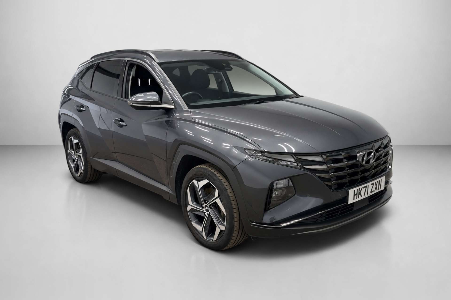 2022 Hyundai Tucson 1.6 T-GDi 13.8kWh Premium SUV 5dr Petrol Plug-in Hybrid Auto 4WD Euro 6 (s/s) (265 ps) for sale at LMC Cars