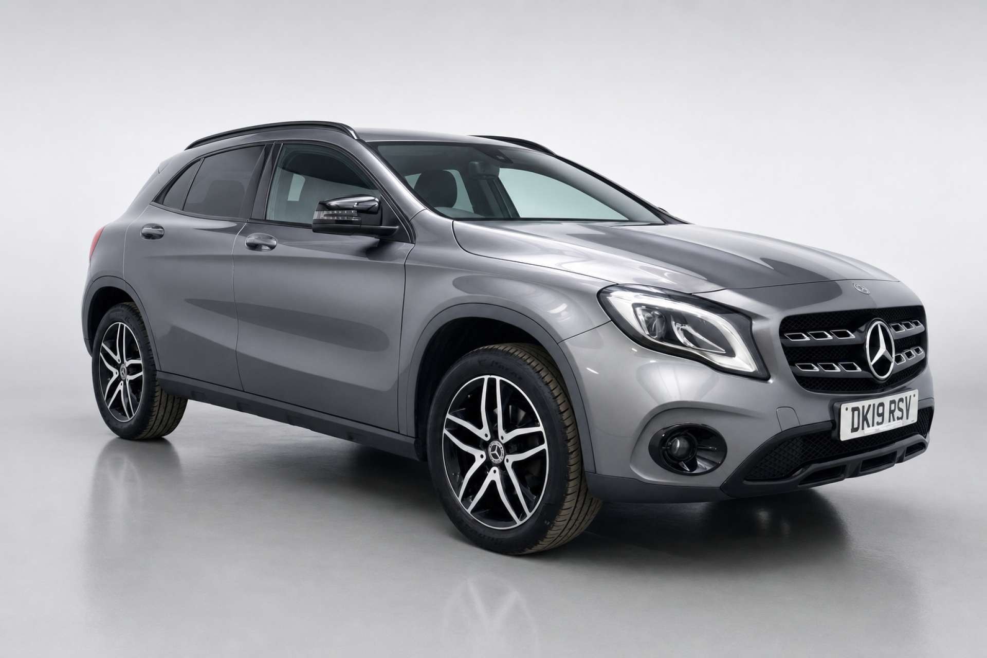 2019 Mercedes-Benz GLA 1.6 GLA180 Urban Edition SUV 5dr Petrol Manual Euro 6 (s/s) (122 ps) for sale at LMC Cars
