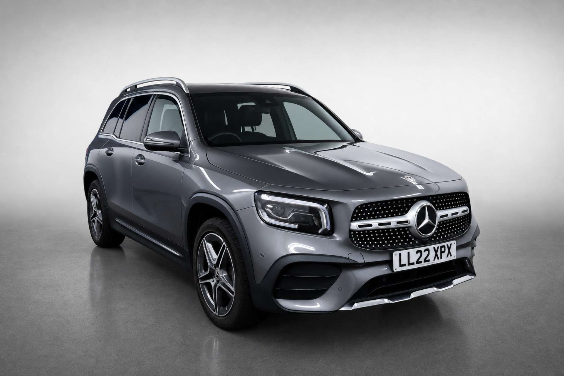 2022 Mercedes-Benz GLB 1.3 GLB200 AMG Line (Premium Plus 2) SUV 5dr Petrol 7G-DCT Euro 6 (s/s) (163 ps) for sale at LMC Cars
