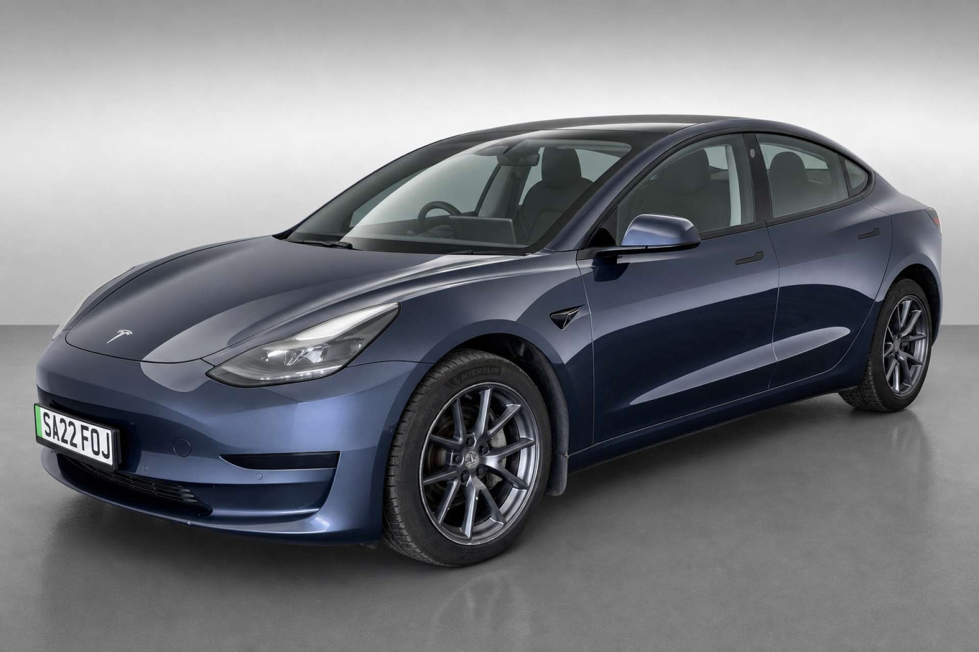 2022 Tesla Model 3 Standard Range Plus Saloon 4dr Electric Auto RWD (241 bhp) for sale at LMC Cars