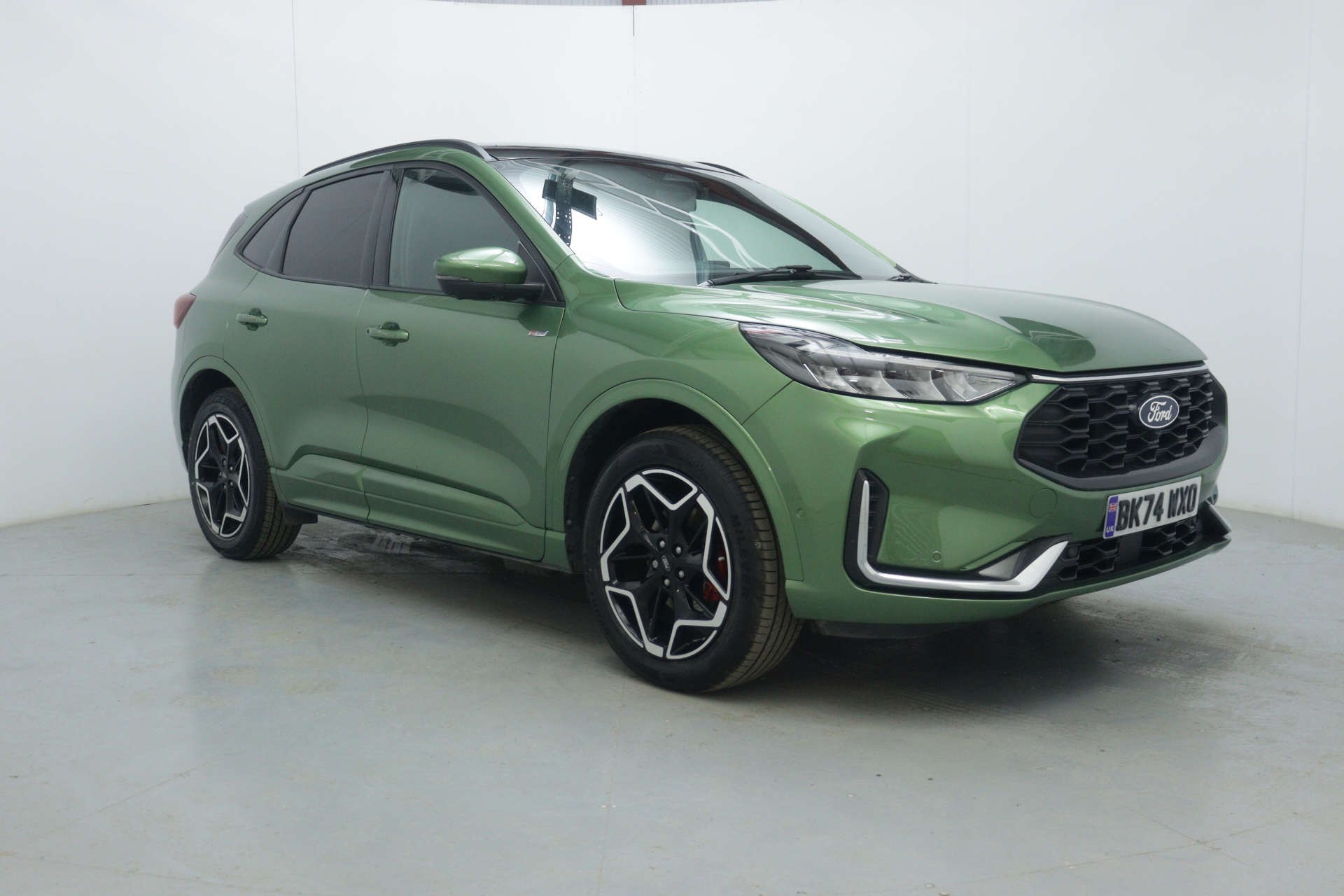 2024 Ford Kuga 2.5 Duratec 14.4kWh ST-Line X SUV 5dr Petrol Plug-in Hybrid CVT Euro 6 (s/s) (243 ps) for sale at LMC Cars