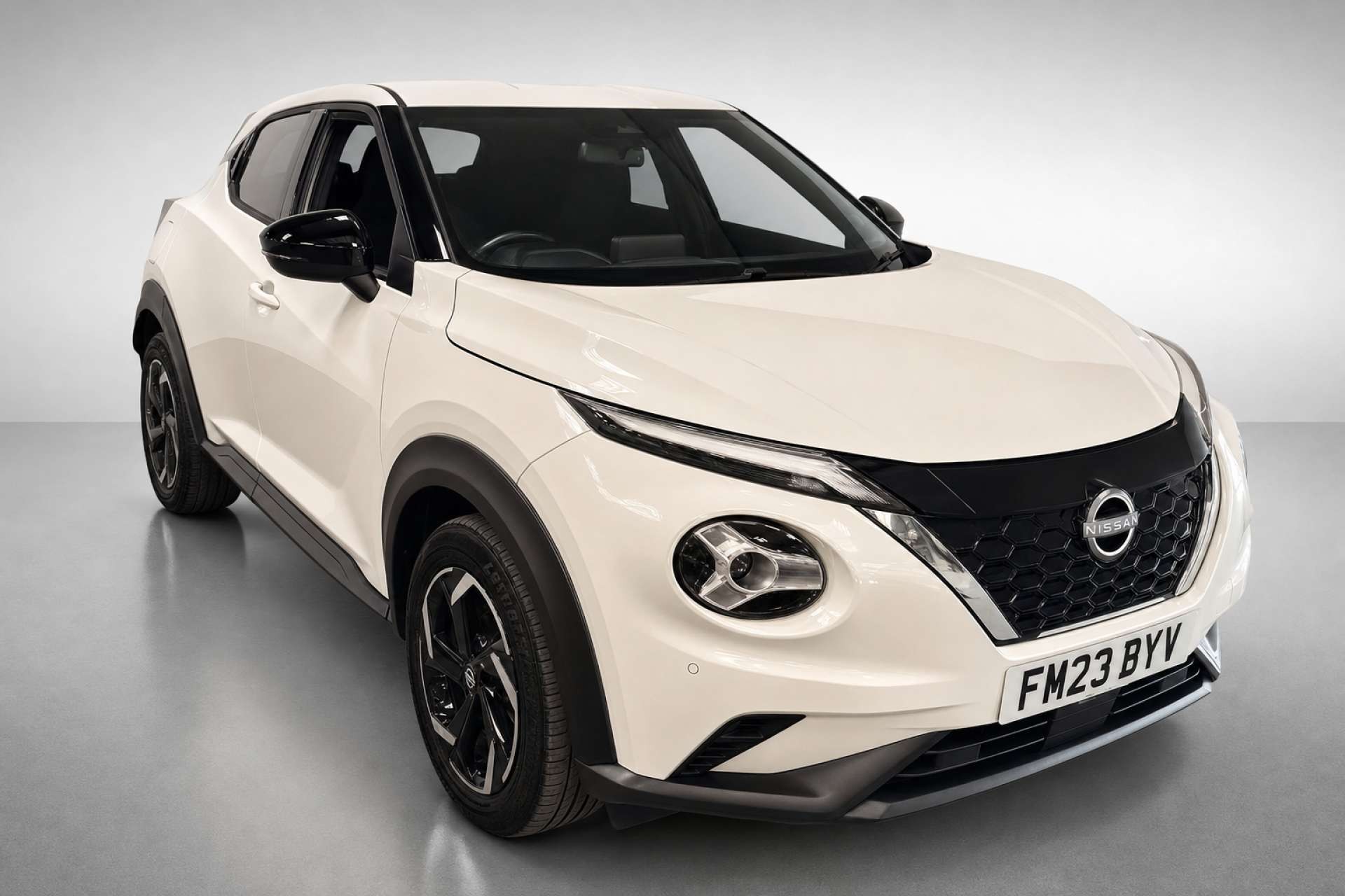 2023 Nissan Juke 1.6 N-Connecta SUV 5dr Petrol Hybrid Auto Euro 6 (143 ps) for sale at LMC Cars