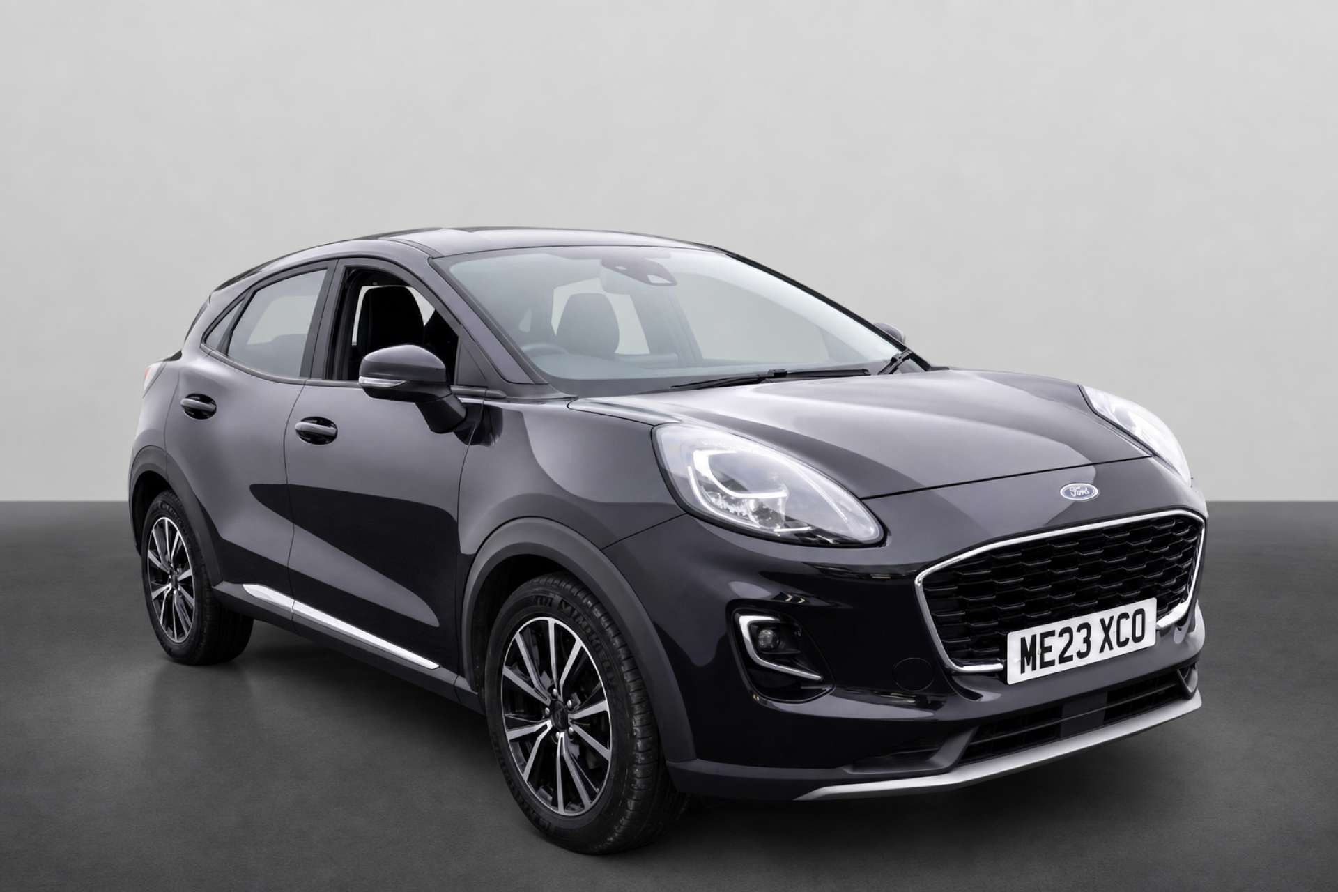 2023 Ford Puma 1.0T EcoBoost MHEV Titanium SUV 5dr Petrol Hybrid Manual Euro 6 (s/s) (125 ps) for sale at LMC Cars